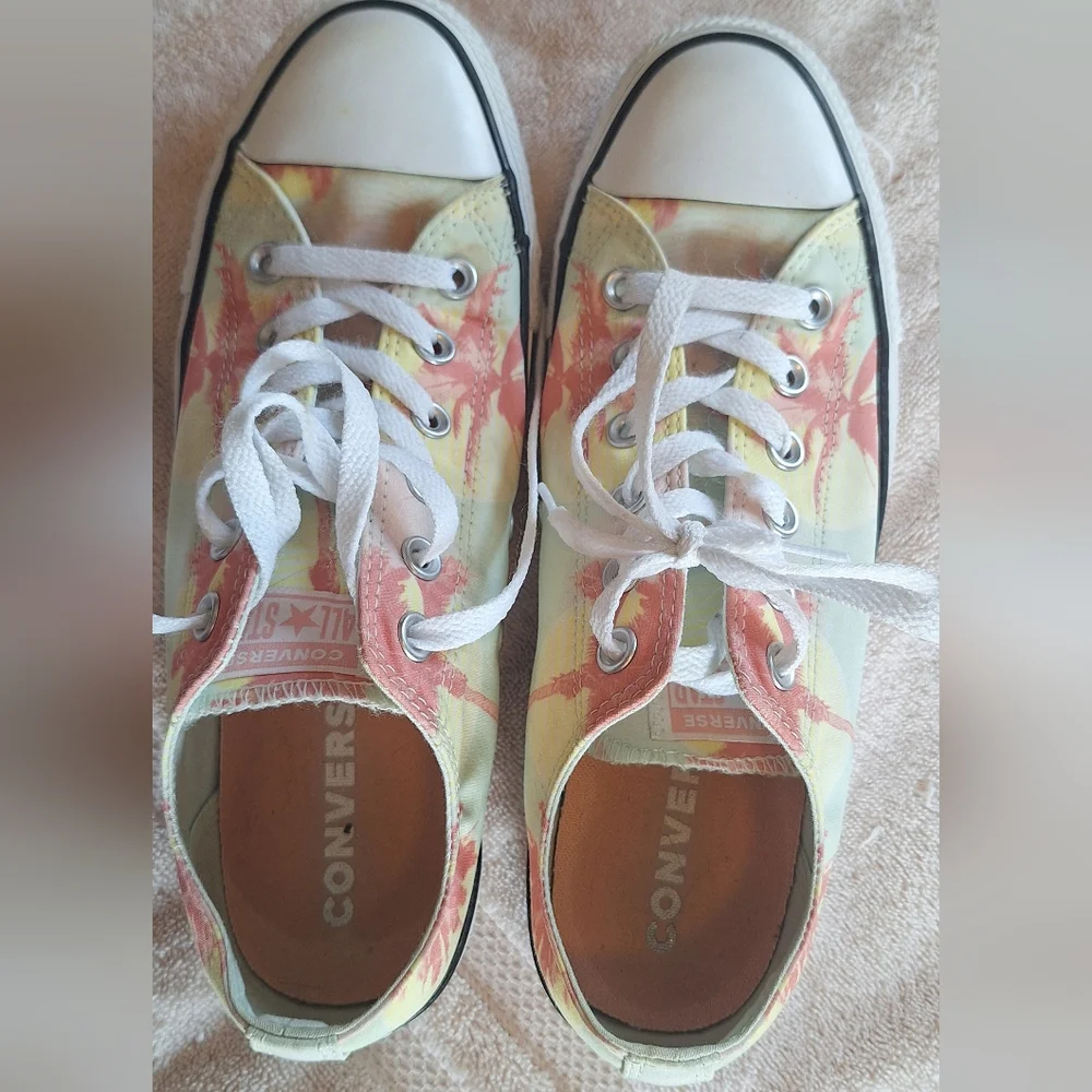 Converse All-Stars - Picture 4 of 6